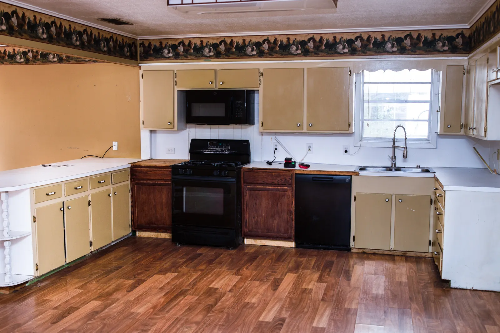 Manor Place Kitchen before